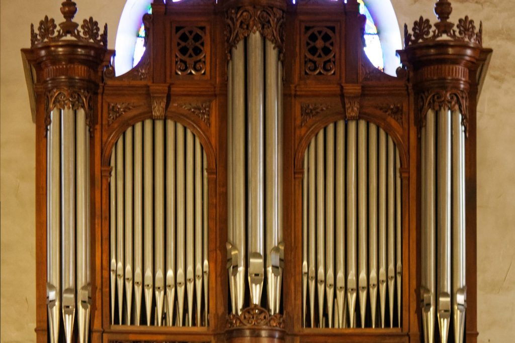 Restauration de tuyauterie d'orgue : méthodes et matériaux